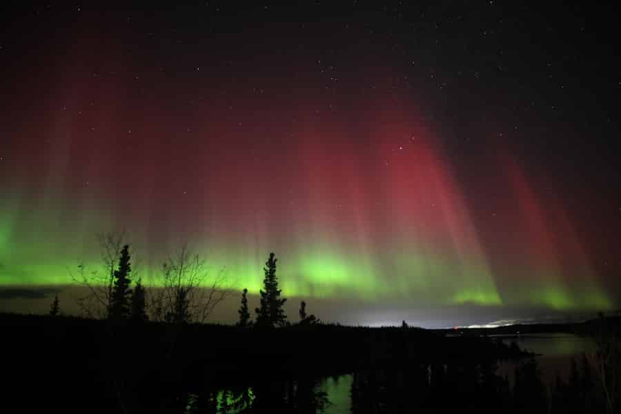 Madeline Lake: Aurora Lodge und Aurora-Tour. Foto: GetYourGuide Madeline Lake: Aurora Lodge und Aurora-Tour. Foto: GetYourGuide