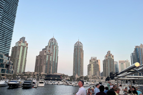 Dubai Marina Dinner Cruise with Buffet & Live Entertainment