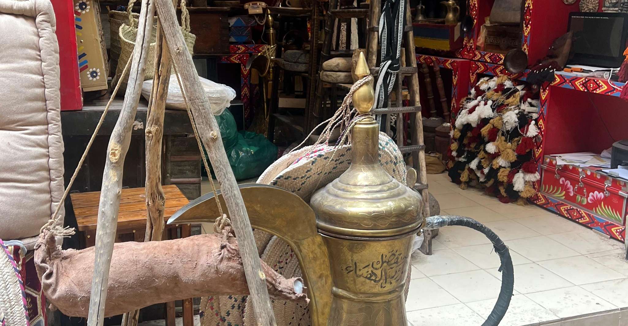 Riyadh: Masmak Fort, Souq AlZal, and Murabba Palace Tour photo 8