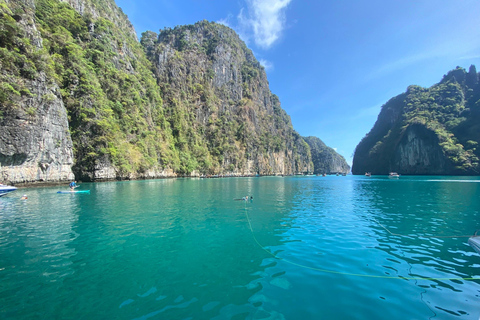 Krabi: Phi Phi-öarna och Mayabukten - Följ med på tur med motorbåtUpphämtning och avlämning: Krabi stad, Klong Muang, Tubkaek-stranden