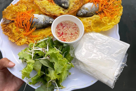 Hue Tour to Tam Giang Lagoon & Thuan An Beach by Jeep