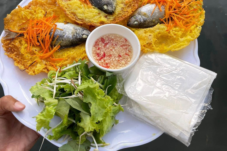 Hue Tour to Tam Giang Lagoon & Thuan An Beach by Jeep