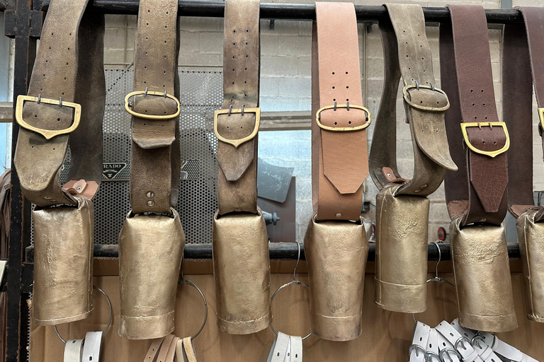 Alentejo cowbells: a guided tour of a craft factory Alentejo rattles: a guided tour of an artisanal factory