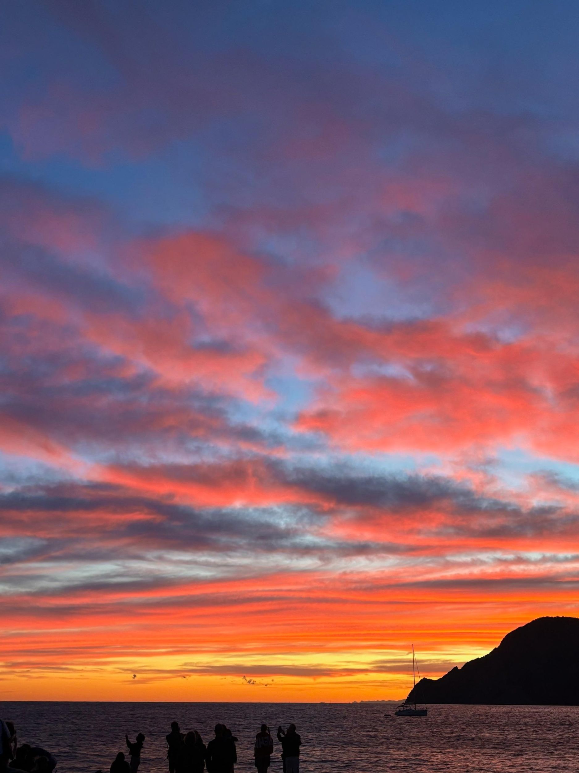 Vernazza: Cinque Terre Sonnenuntergang private Tour mit Bootstour und Aperitivo
