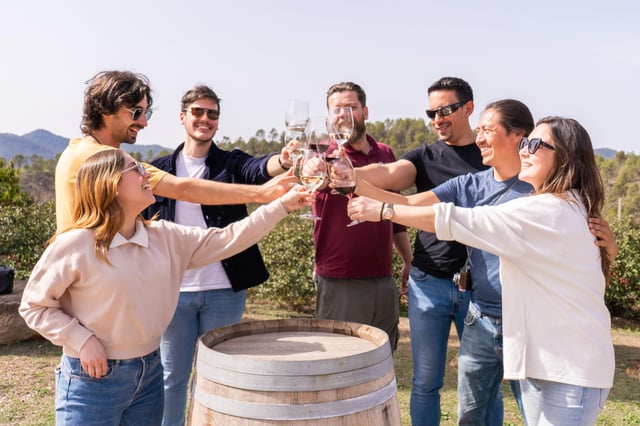 Barcelona: Montserrat, Winery Tour &amp; Lunch with Wine Tasting