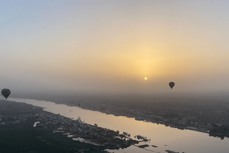 Luksor: Lot balonem nad Zachodnim Brzegiem przed wschodem słońca