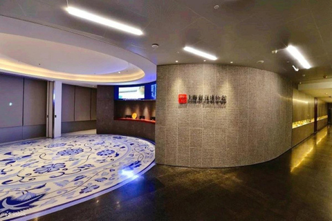 Shanghai: Guanfu Museum Entry Ticket in Shanghai Tower