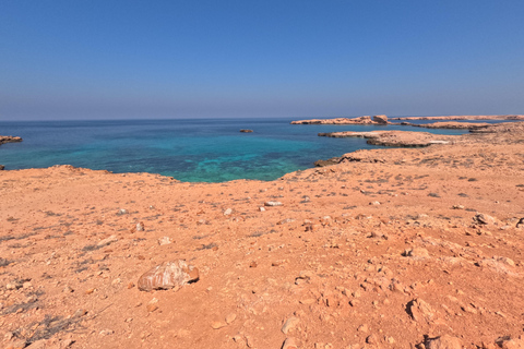 Muscat: Daymaniyat Islands Boat & Snorkel Trip