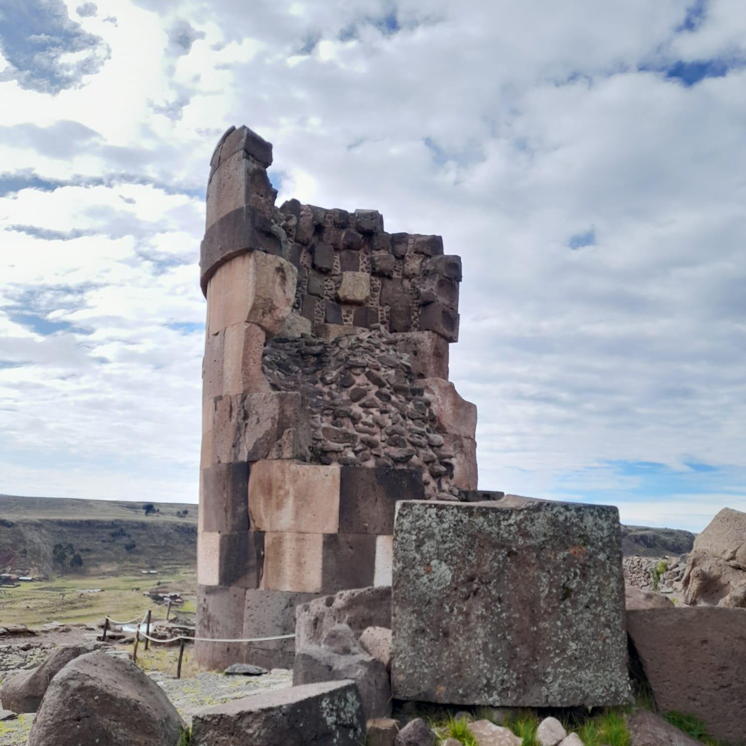 Tour der Quechua-Route: Lebendige Geschichte und Landschaften.