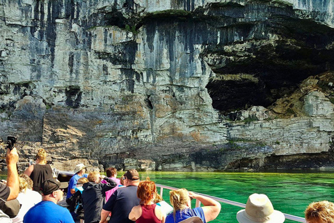 Toronto: Tobermory Day Trip from Toronto with Boat Cruise