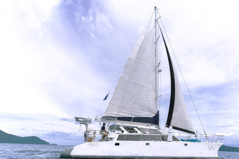 Krabi: Private Yacht Charter 4 islands 8 Hours