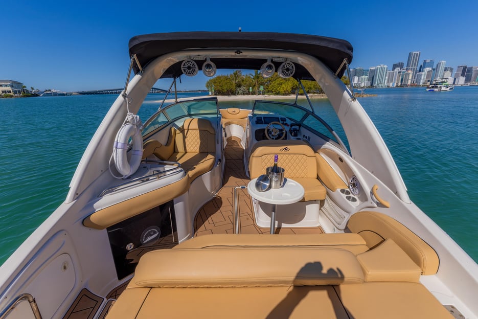Miami: Tour en barco privado con un capitán