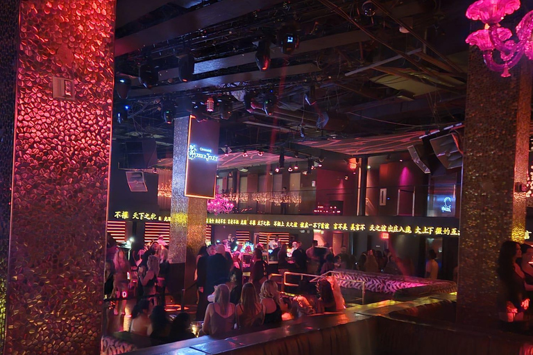 Las Vegas: Night Out at Clubs with Free Drinks and Party Bus Latin Club Crawl