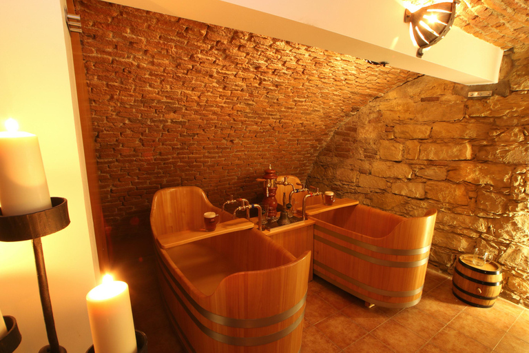 Prague: Caroline Bernard Beer Spa with Beer &amp; Massage optionBeer Spa and Unlimited Beer and Massage