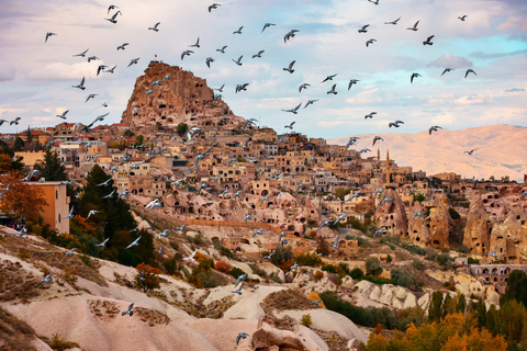 Rouge (Nord) Tour de la Cappadoce avec déjeuner et billetsVisite guidée en groupe avec guide, déjeuner et billets d&#039;entrée