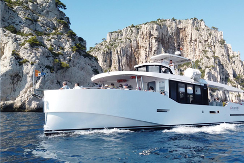 Vanuit Bandol: Bezoek de 13 calanques van Cassis &amp; Marseille