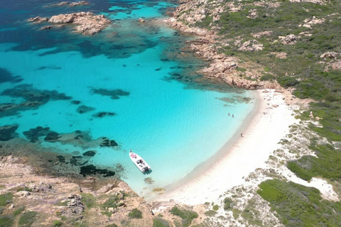 TAVOLARA TOUR WITH 15 METERS VINTAGE SAILBOAT WITH APERITIF