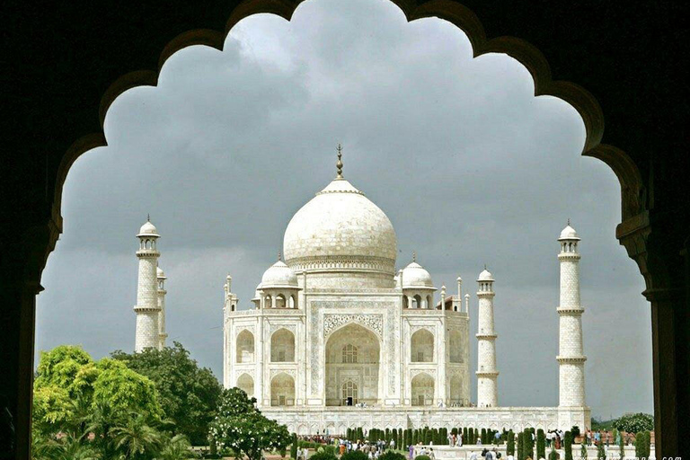 L'enchantement du Taj avec le fort de SikiriGuide de transport uniquement