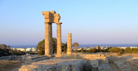 Rhodes: Acropolis, Kallithea Springs, and Old Town Tour