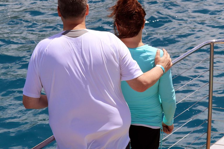 Oahu: Snorkeling & Dolphin Watch Cruise with Hawaiian Buffet Private: All-Inclusive Sunset Snorkel Cruise with Hot Buffet