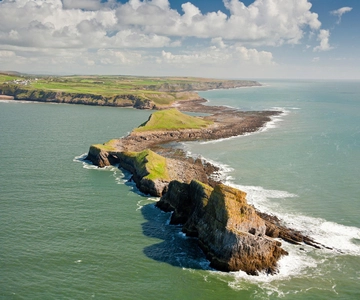 From Cardiff: Golden Gower Coast, Swansea & Mumbles Day Tour