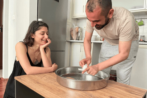 Leer hoe je Çiğ Köfte maakt van de lokale bevolking in Istanbul