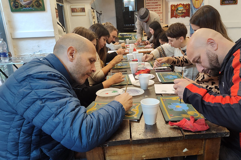 Aula de Arte Fileteado em pequenos grupos e excursão a pé em San Telmo