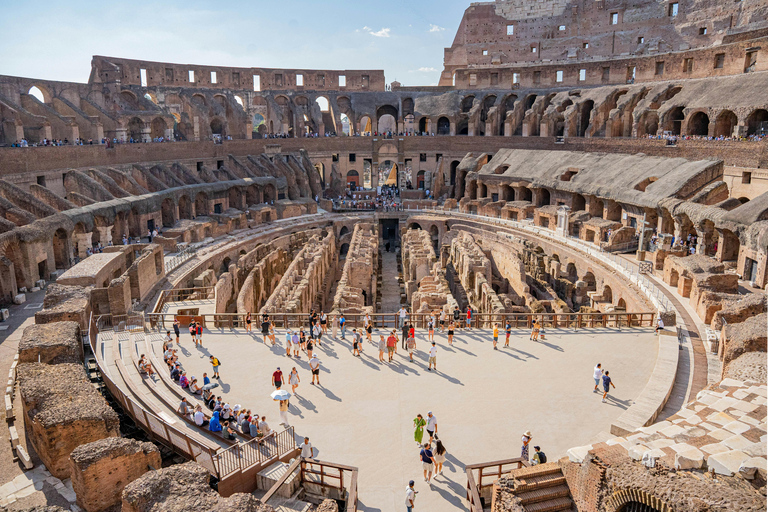Rome: Special Colosseum Tour with access to Gladiator's Gate Arena Spanish Tour