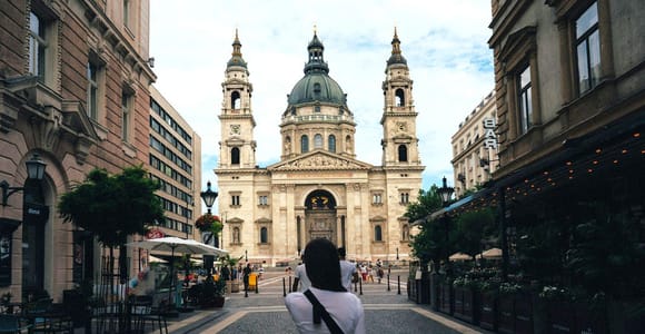 Budapest: St. Stephen's Basilica Ticket & Digital City Tour