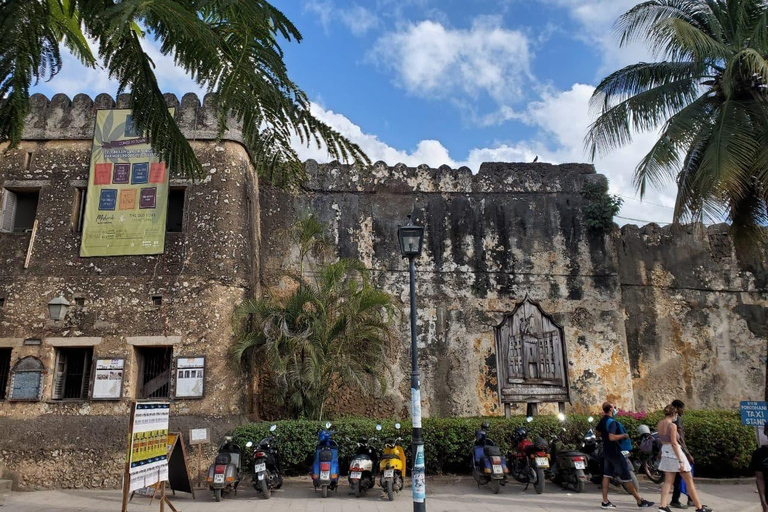 Stone Town Historical Walking Tour & Freddie Mercury Visit Stone Town Walking Tour with Local Guide