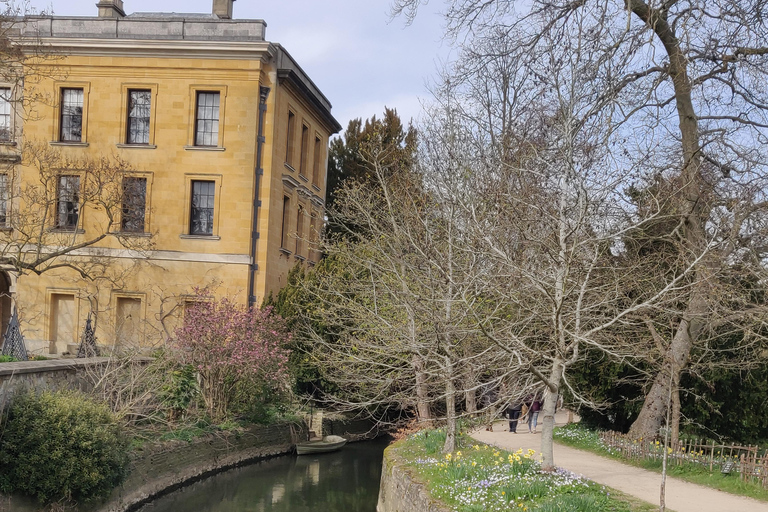 Oxford: Rundgang zu Tolkien, Lewis und Alice mit College
