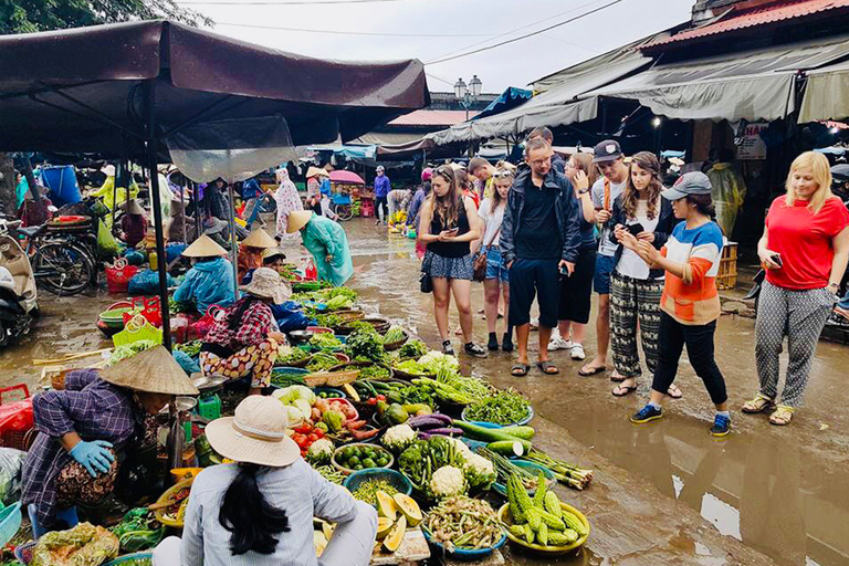 Hoi An/Da Nang: Tour in barca, giro del mercato e lezione di cucinaTour con trasferimenti in hotel da Hoi An