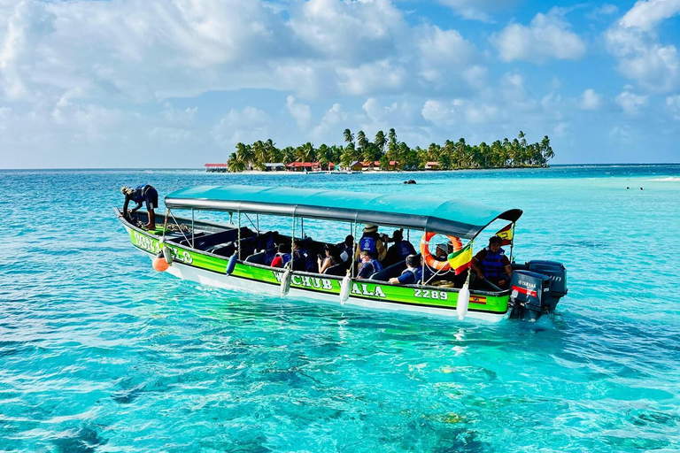 San Blas Day Trip: Isla Perro, Isla Diablo & Natural Pool