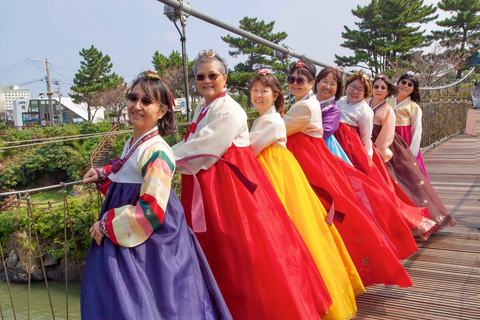 Jeju: Premium Hanbok Experience with Styling & Photo Zone 2 Hours Rental
