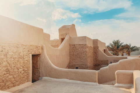 Qasr Al-Hukm District & Food Alley Guided Tour Price Per Person With Transfer