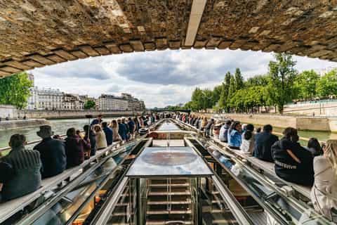 Paris: 1-Hour River Seine Cruise