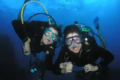 Lahaina: Introduzione all'immersione subacquea nella barriera corallina di Kaanapali per nuotatori forti