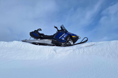 Ciudad de Quebec: Excursión guiada en moto de nieve1,5 horas de alquiler guiado de moto de nieve