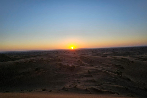 Muscat: Wadi Bani Khalid & Wahiba Sands Full-Day Tour