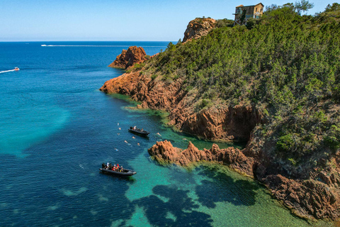 Cannes : excursion en bateau sur le littoral vers St Tropez via l&#039;Esterel