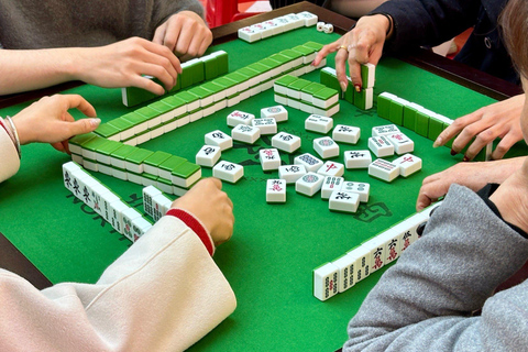 Guangzhou: Mahjong Workshop with Market Visit and Tea