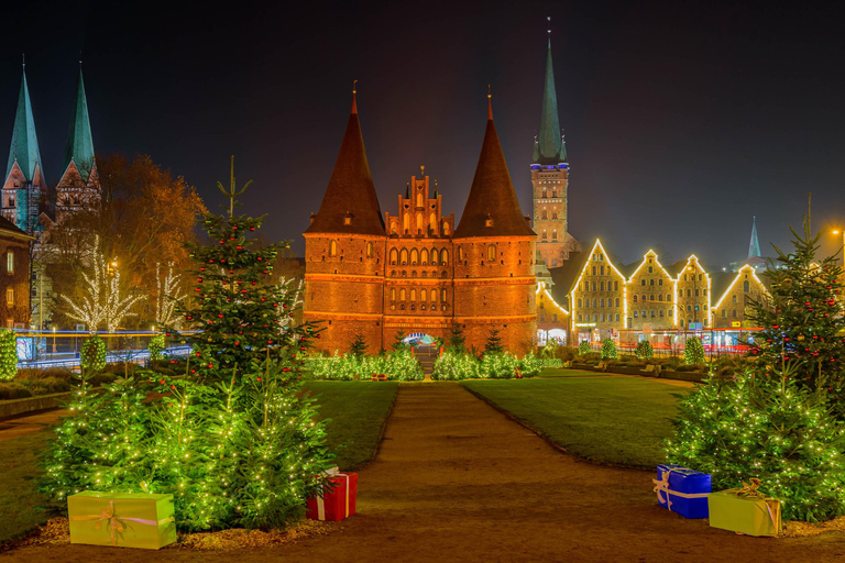 Historical Christmas tour of Lübeck