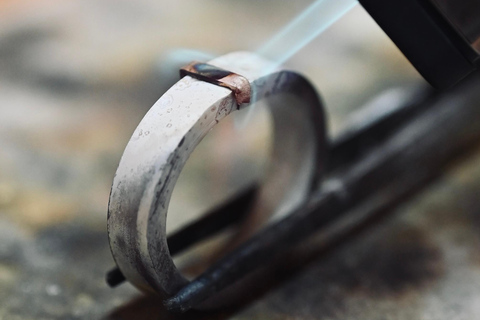 Geneva or Le Noirmont: Jewelry-Making Workshop with Jeweler Geneva: Unset or set ring with zircon stone