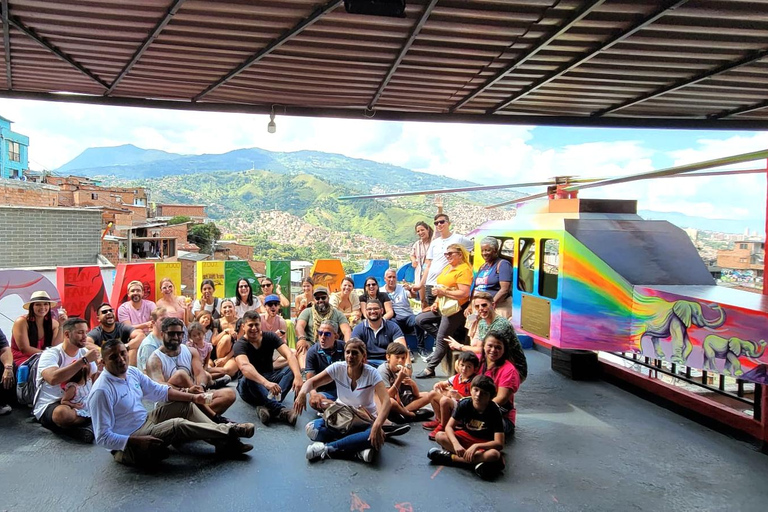 From Medellin: Coffee and Comuna 13 Tour with PRIVATE transportation From Medellin: Coffee Tour and Comuna 13 with PRIVATE transportation