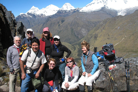 Huaraz: Expedição de 8 dias de caminhada ao Alpamayo