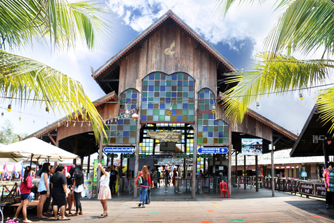 Pattaya Highlights: Private Half-Day Tour Sanctuary + Khao Chi Chan + Floating Market