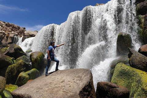 Arequipa | Pillones vattenfall och klippskog