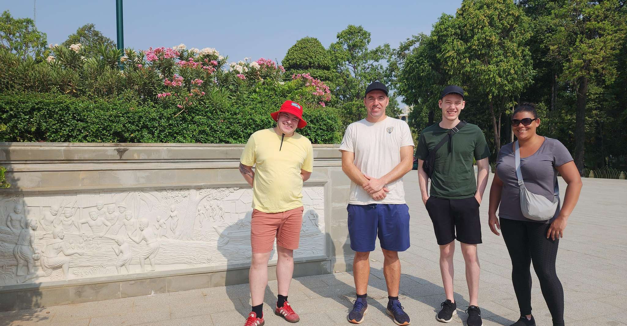 Visit 11 places in the City included S21 & Killing Field - Housity