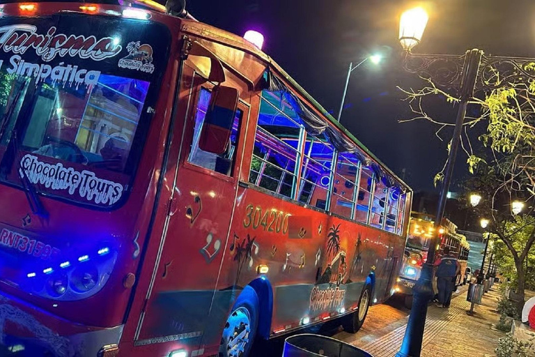 Cartagena by Night: Chiva Rumbera & Nightclub Cartagena by Night: Chiva Rumbera & Disco