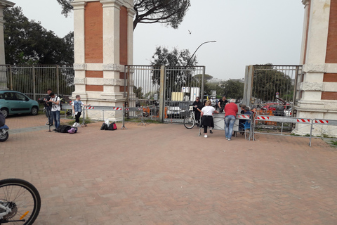 Napoli: Tour panoramico in E-BikeNapoli: tour panoramico in E-Bike